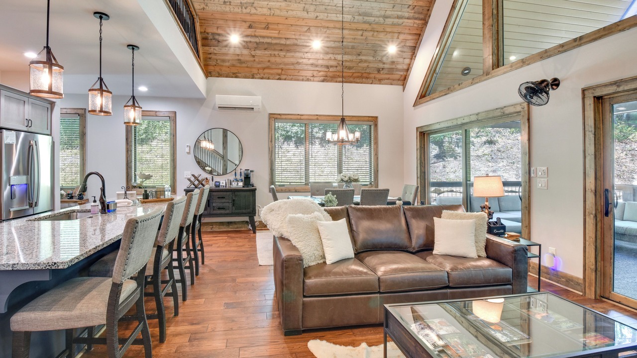 Photo of Livingroom in Glenville