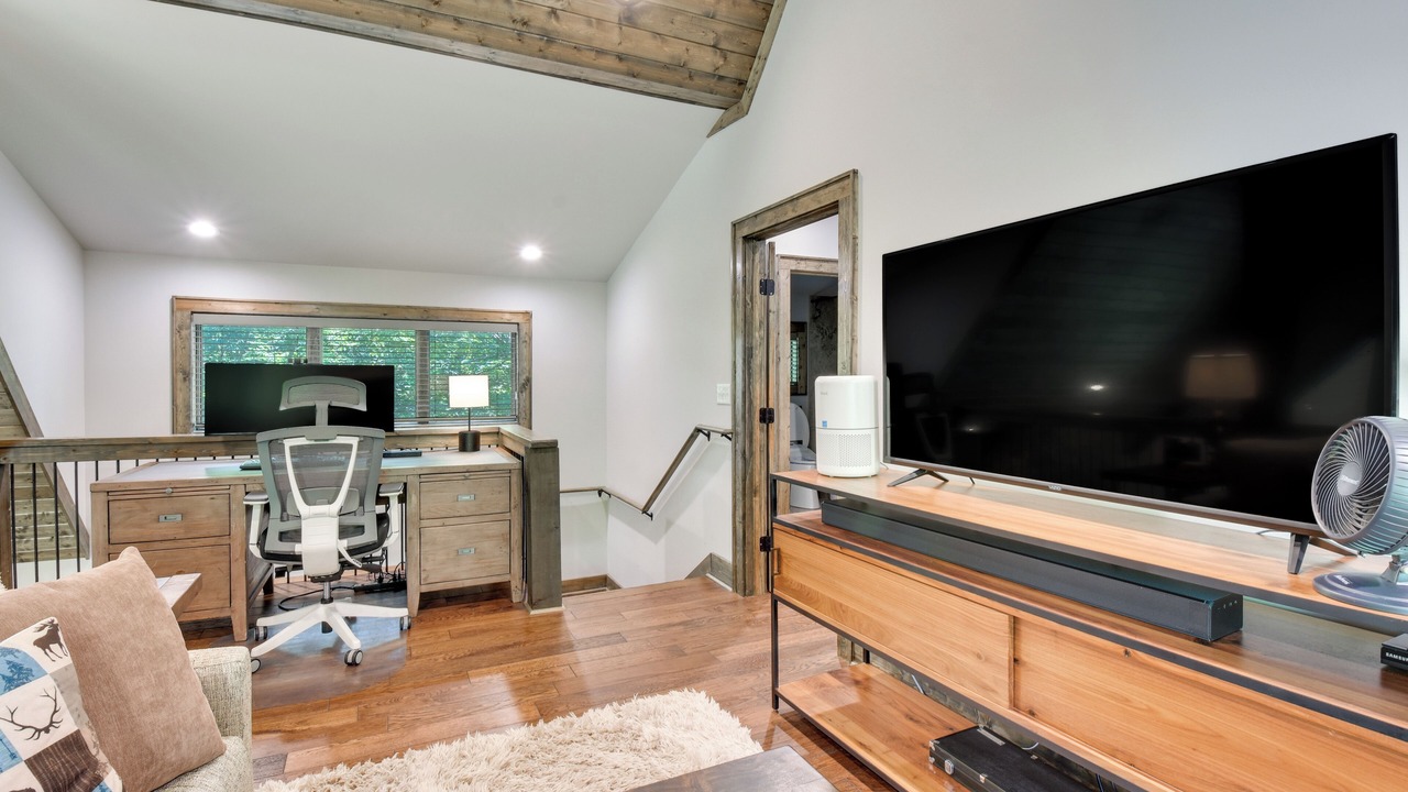 Photo of Livingroom in Glenville