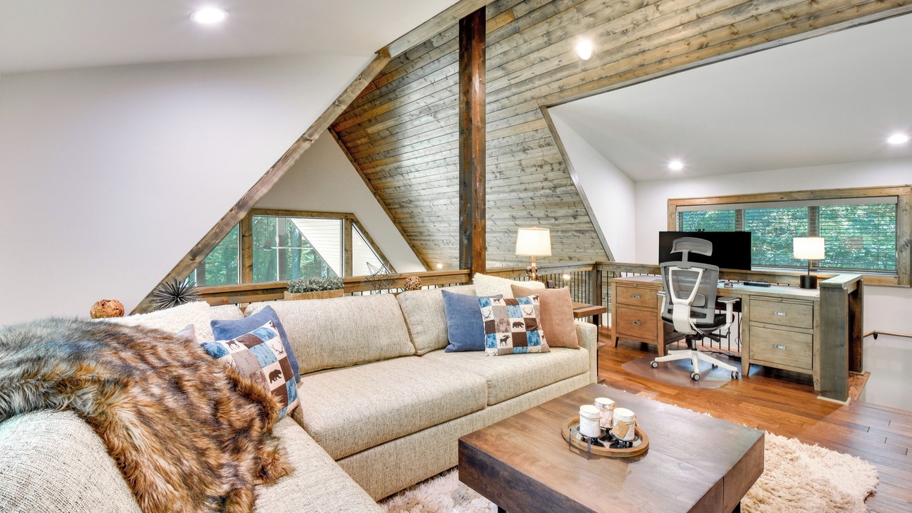 Photo of Livingroom in Glenville