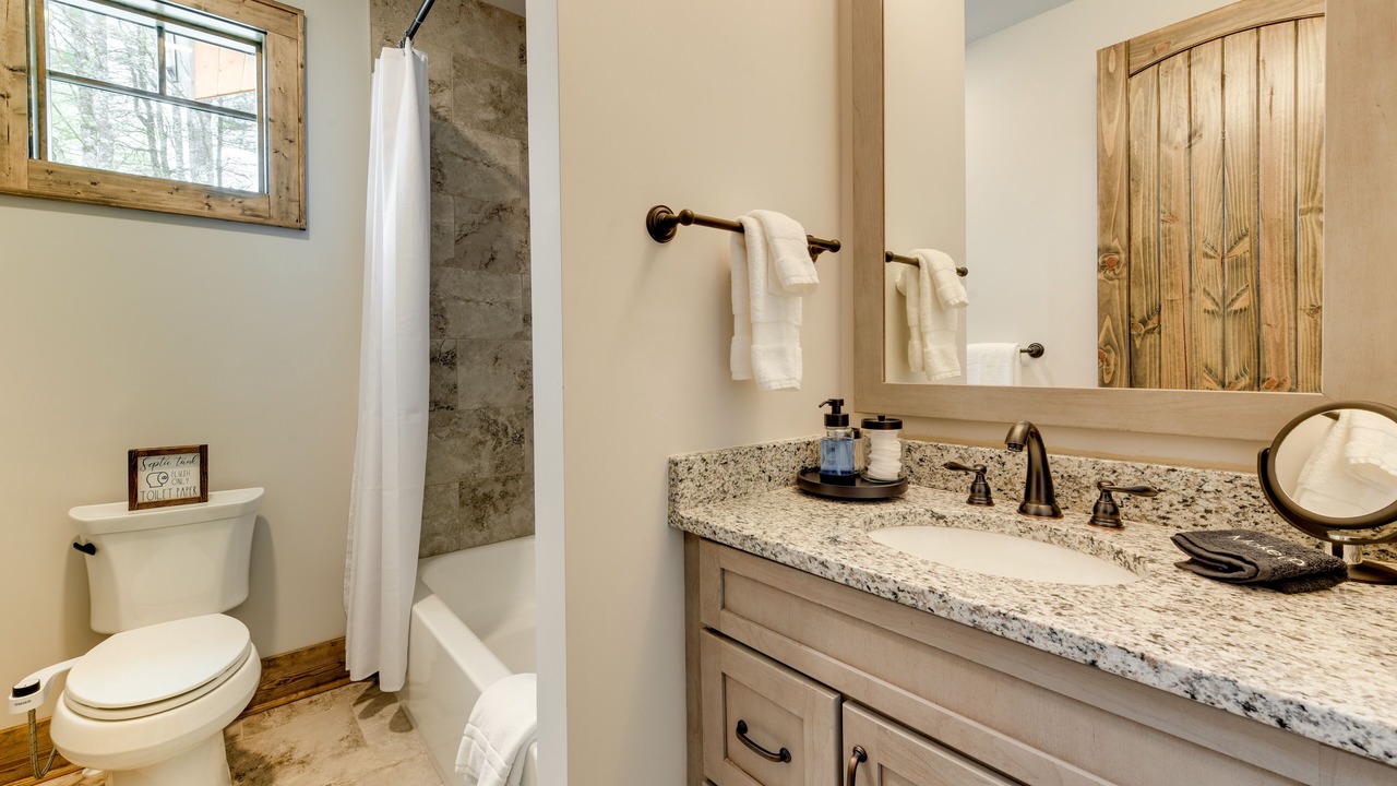 Photo of Bathroom in Glenville
