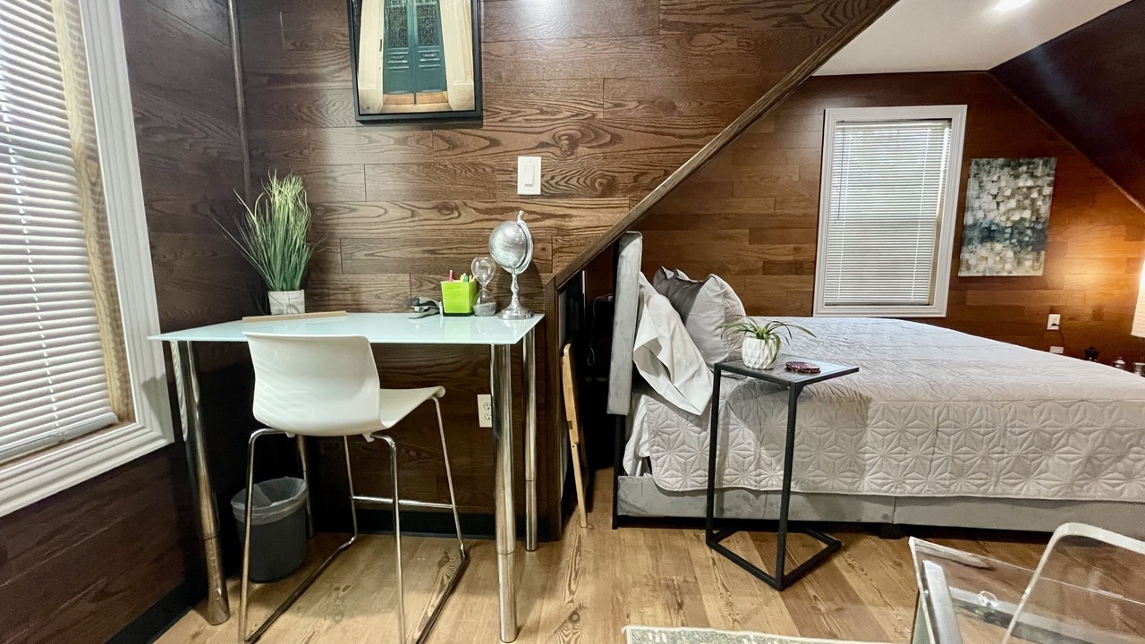 Photo of Bedroom in Humble