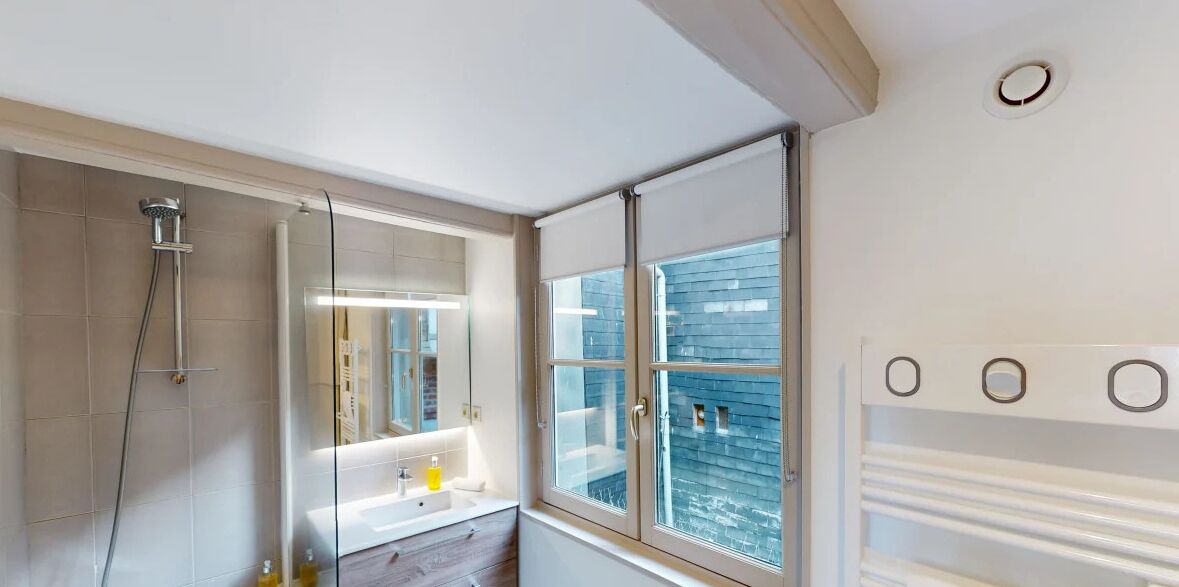Photo of Bathroom in Honfleur