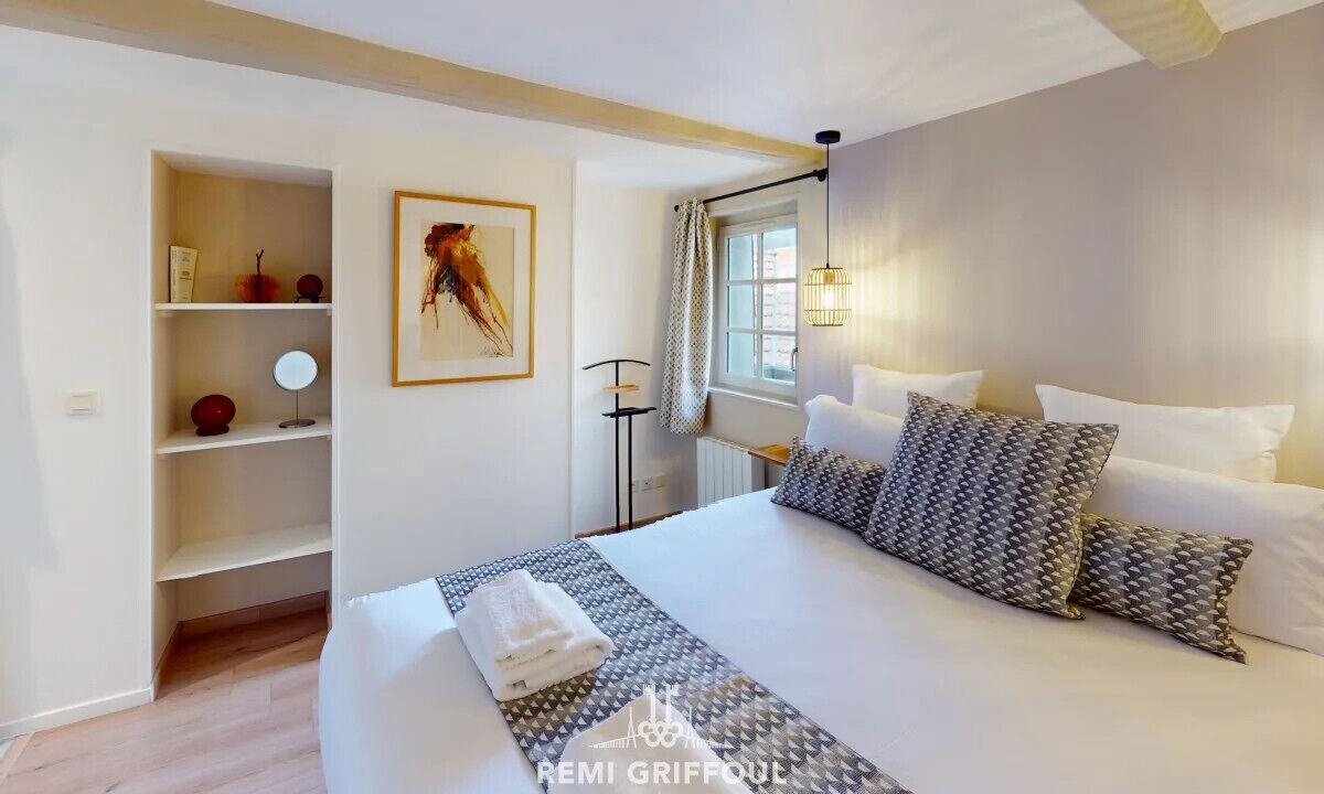 Photo of Bedroom in Honfleur