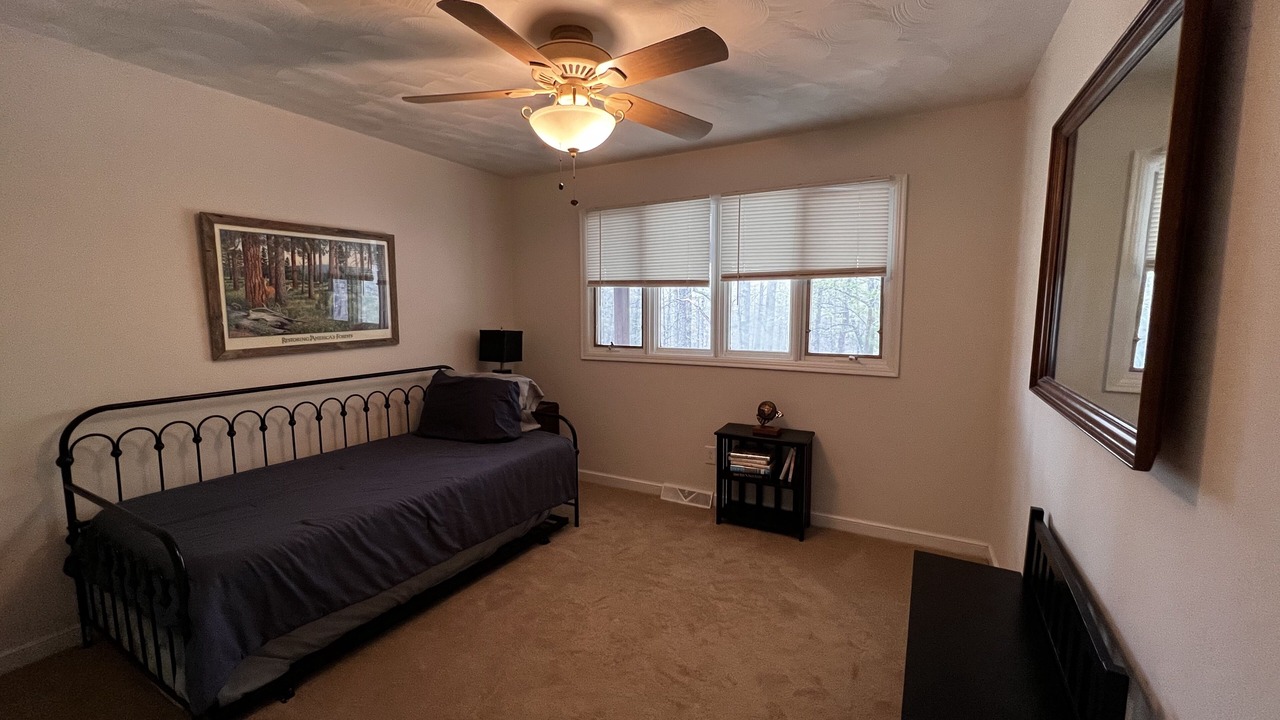 Photo of Bedroom in Salem