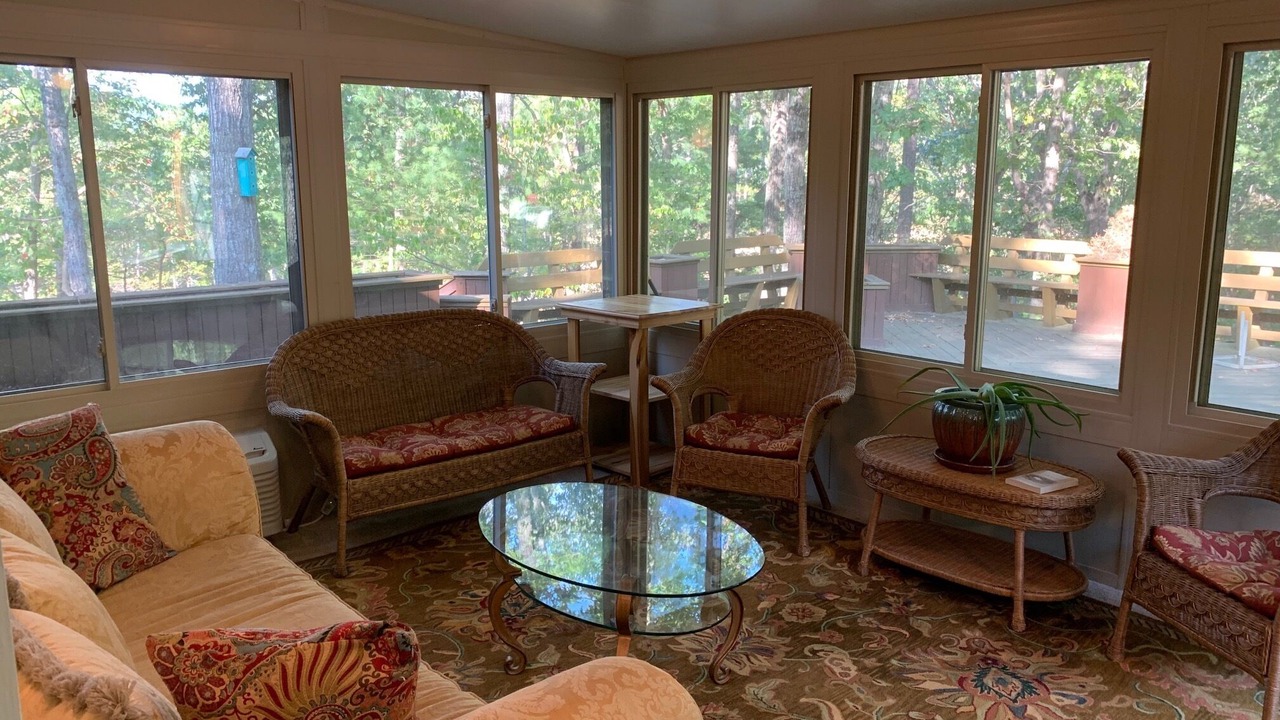 Photo of Livingroom in Salem
