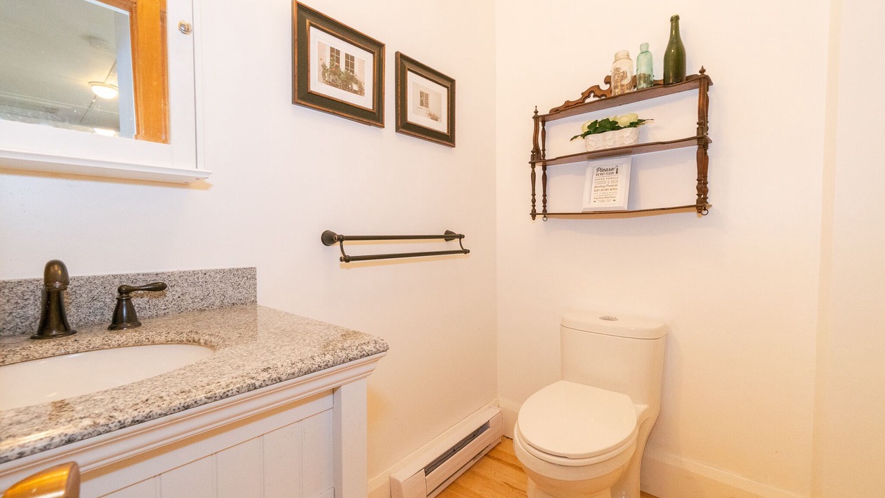 Photo of Bathroom in Minett