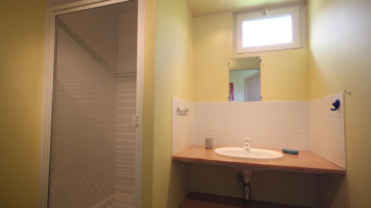 Photo of Bathroom in Saint-Maclou-de-Folleville