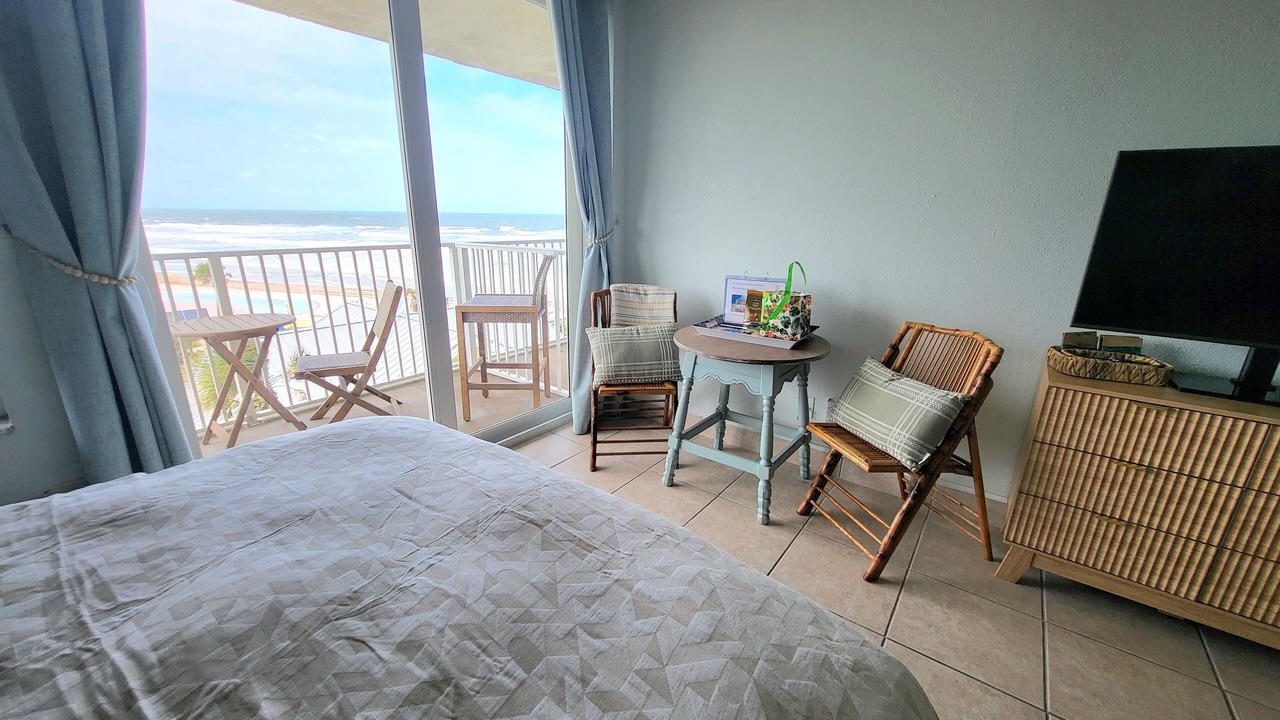 Photo of Bedroom in Lenox Park