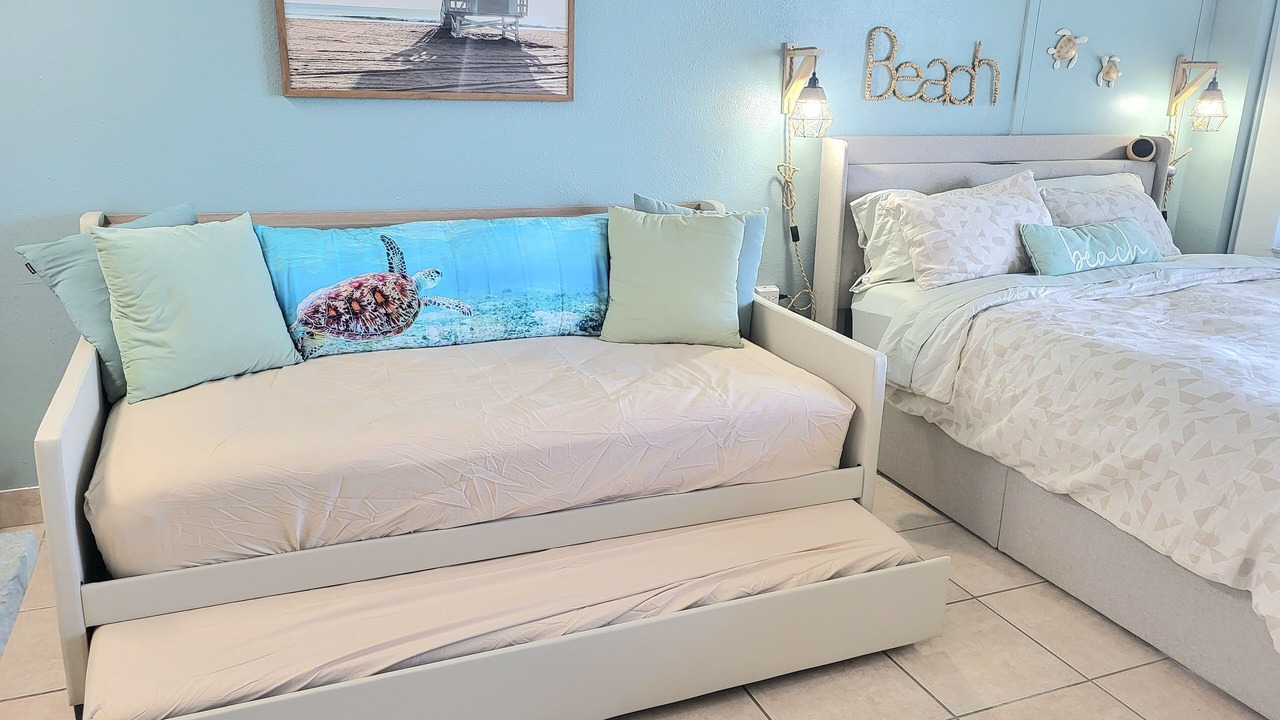 Photo of Bedroom in Lenox Park