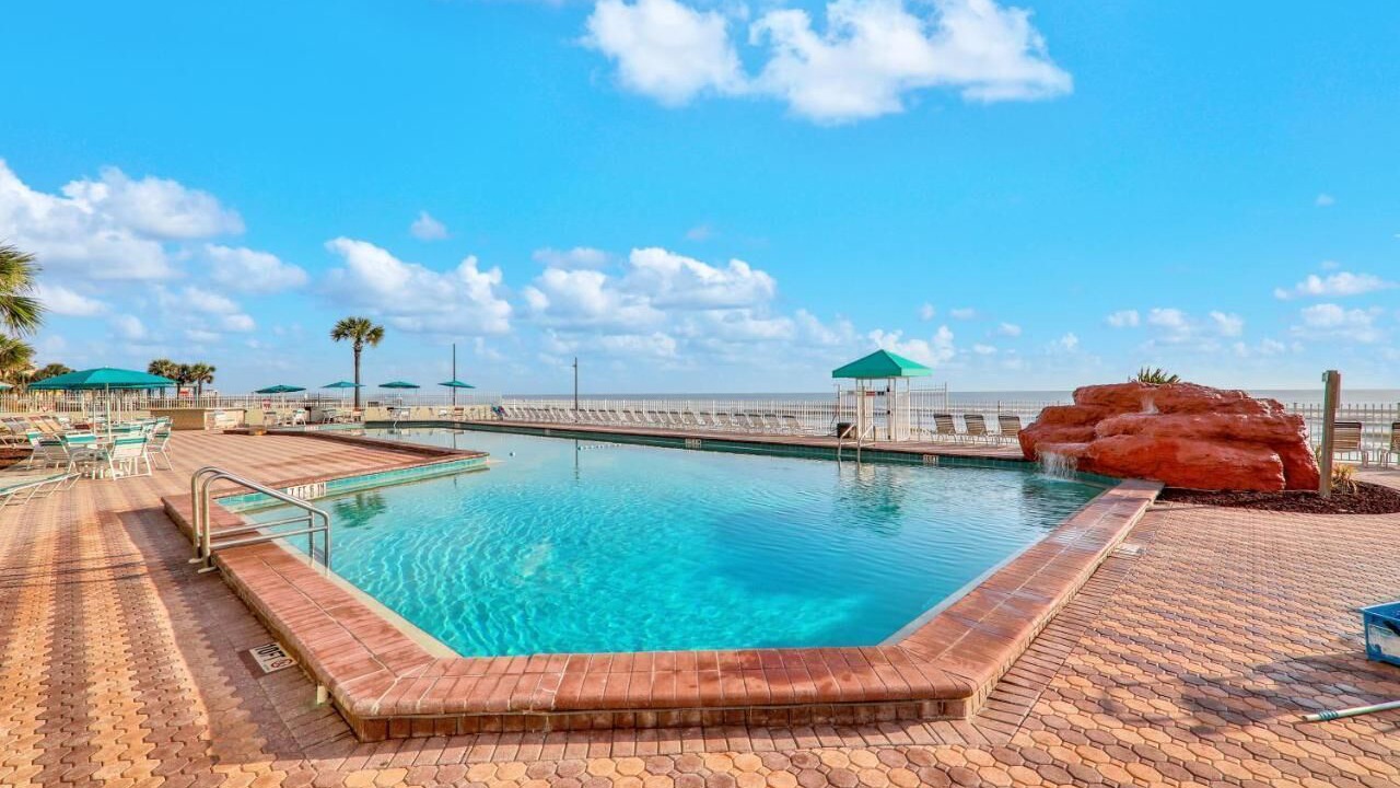 Photo of Outdoor in Lenox Park