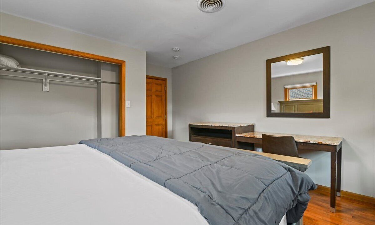 Photo of Bedroom in Blakeslee