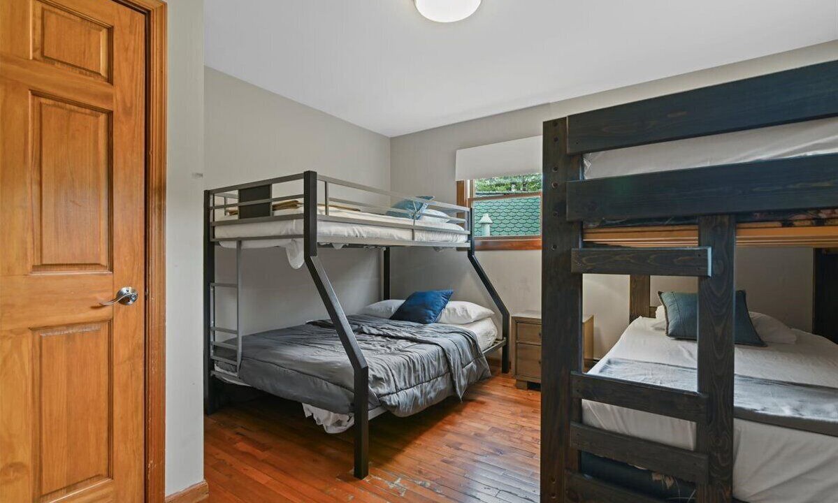 Photo of Bedroom in Blakeslee