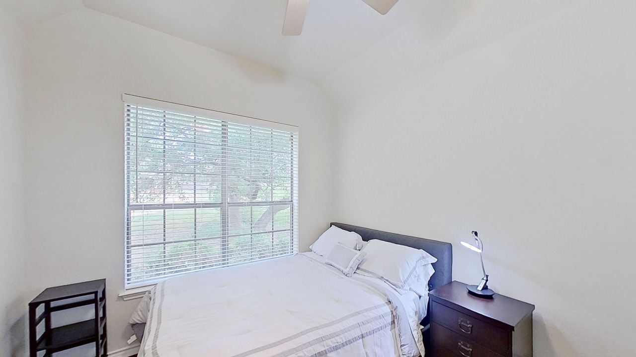 Photo of Bedroom in Apache Shores