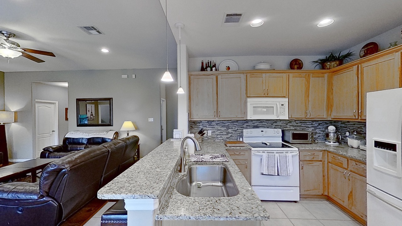 Photo of Kitchen in Apache Shores
