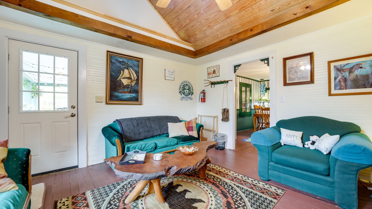 Photo of Livingroom in Clyde