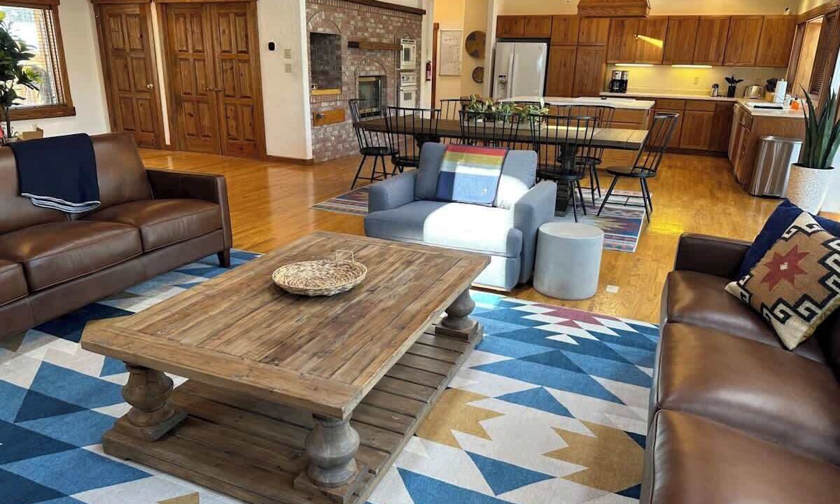 Photo of Livingroom in Woodland Park