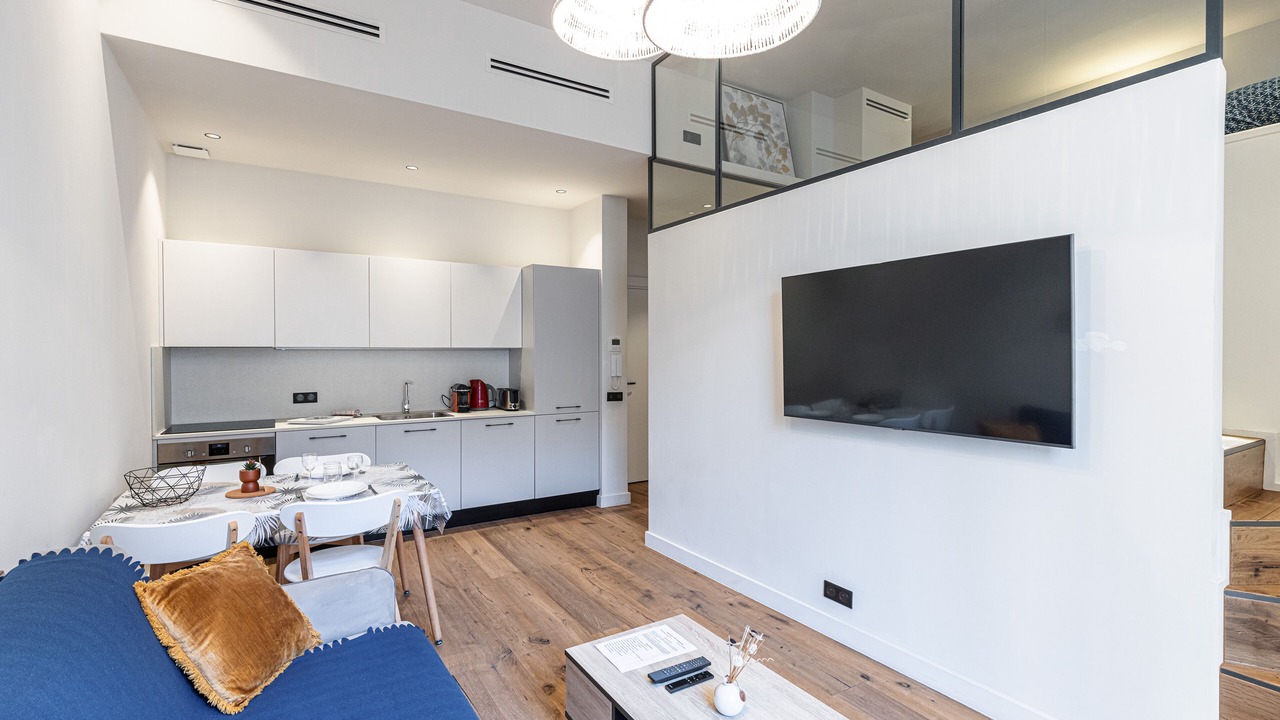 Photo of Livingroom in Jean-Medecin