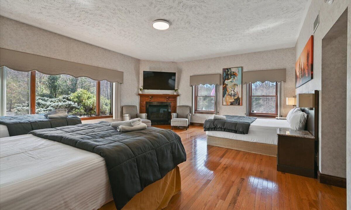 Photo of Bedroom in Wilkes-Barre