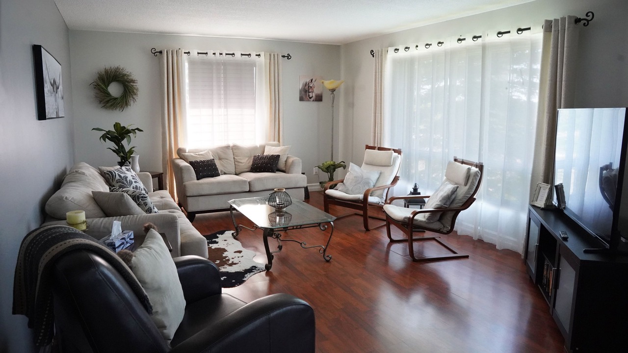 Photo of Livingroom in Cochrane
