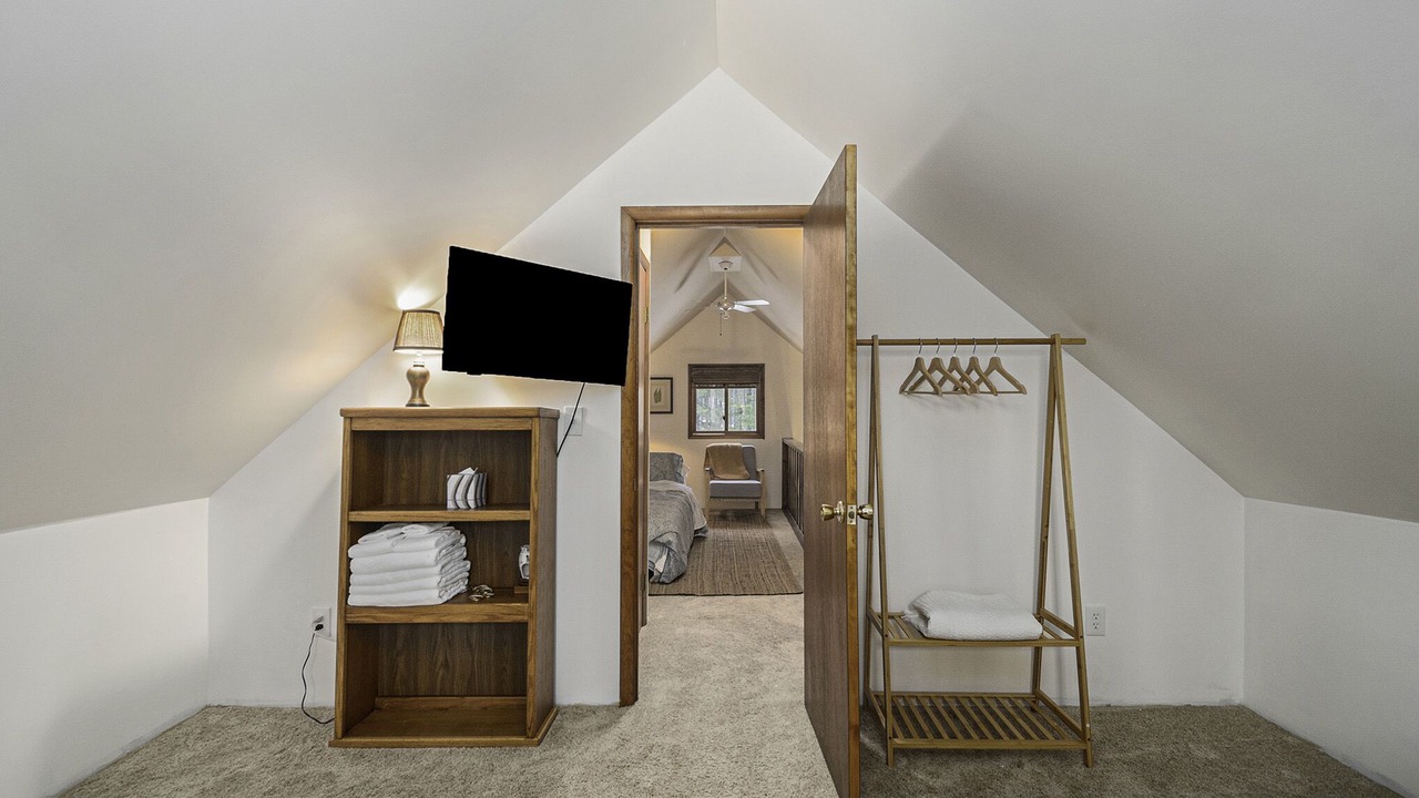 Photo of Bedroom in Higgins Lake