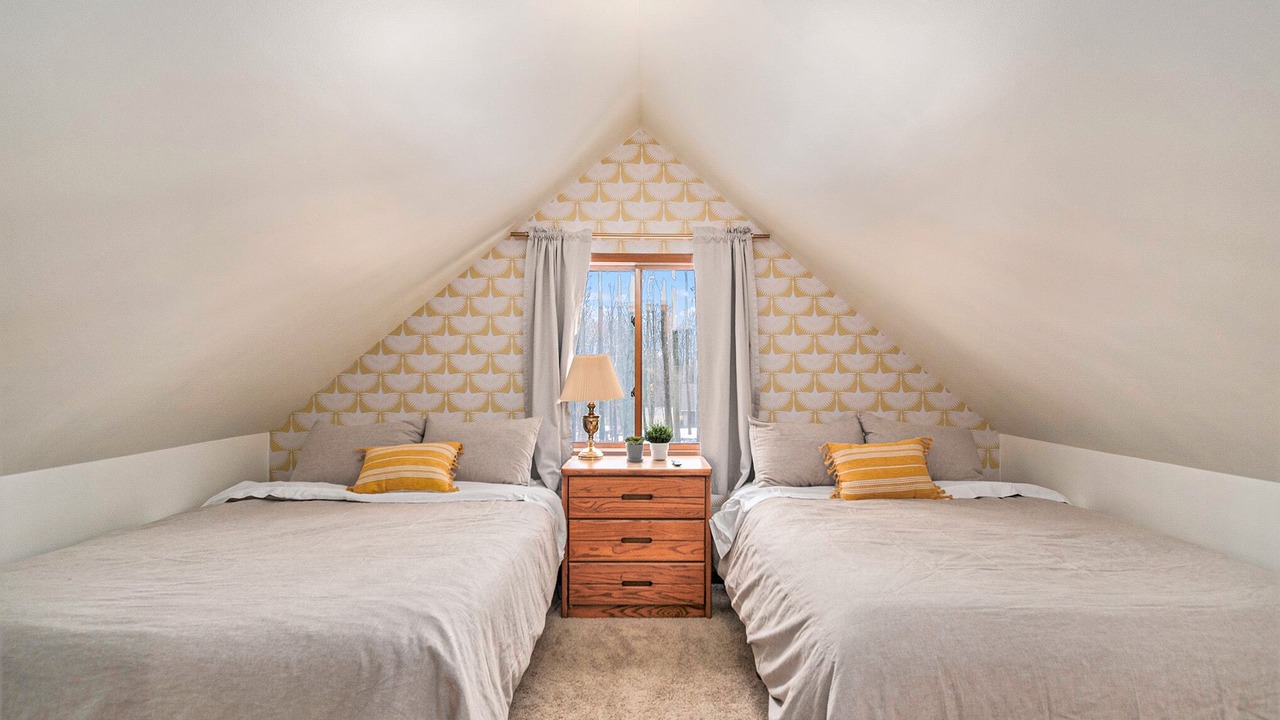 Photo of Bedroom in Higgins Lake
