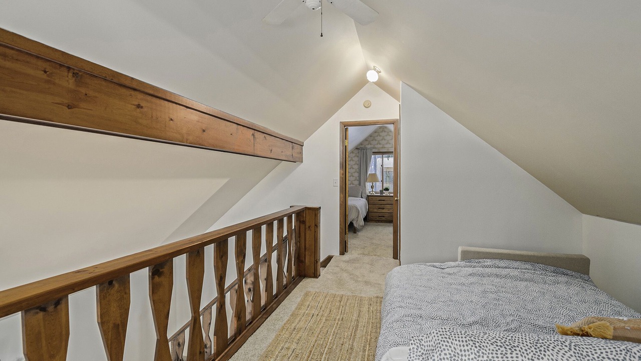 Photo of Bedroom in Higgins Lake