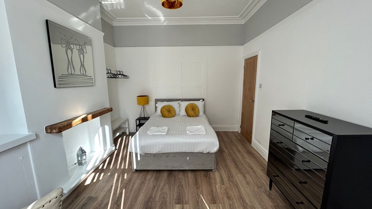 Photo of Others in North Shore