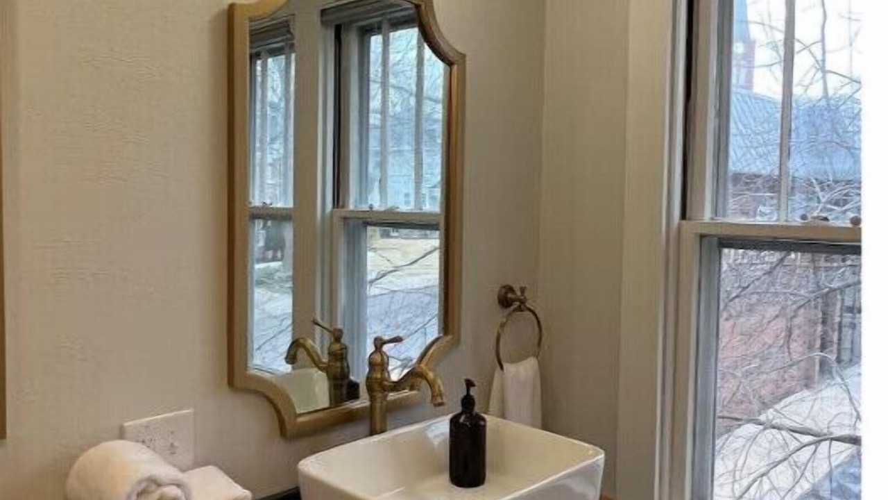 Photo of Bathroom in Washington