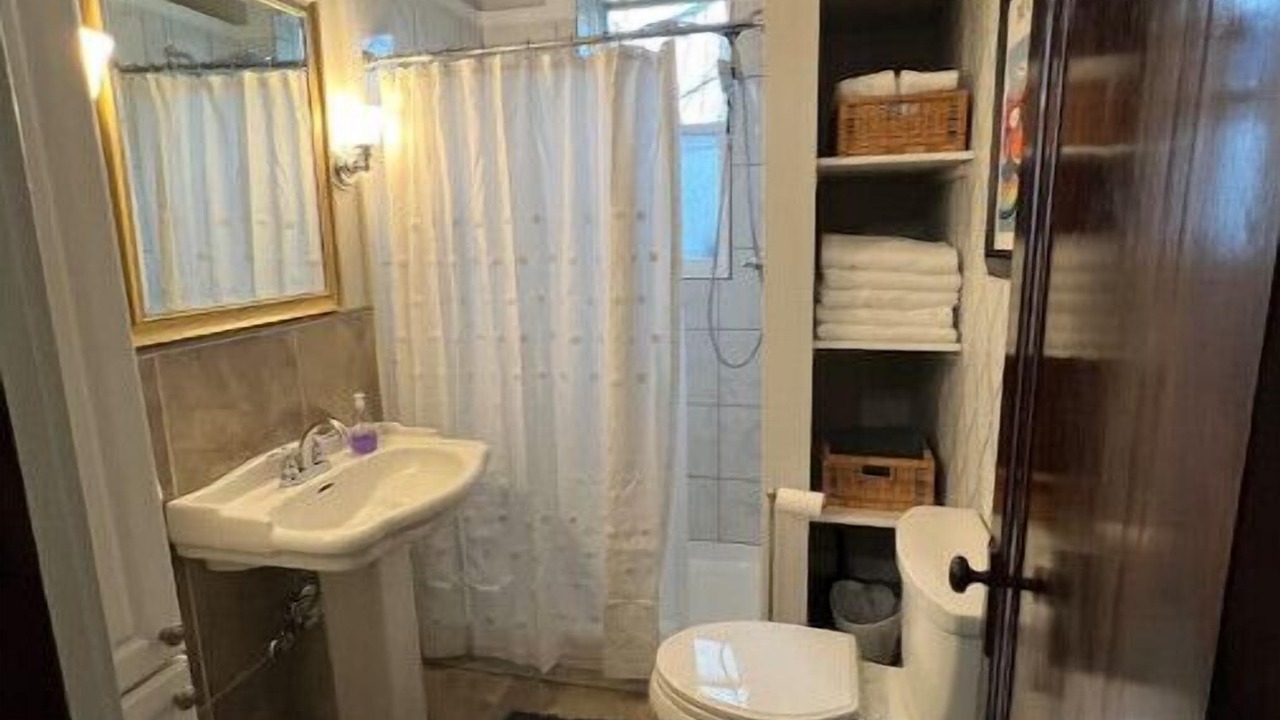 Photo of Bathroom in Washington