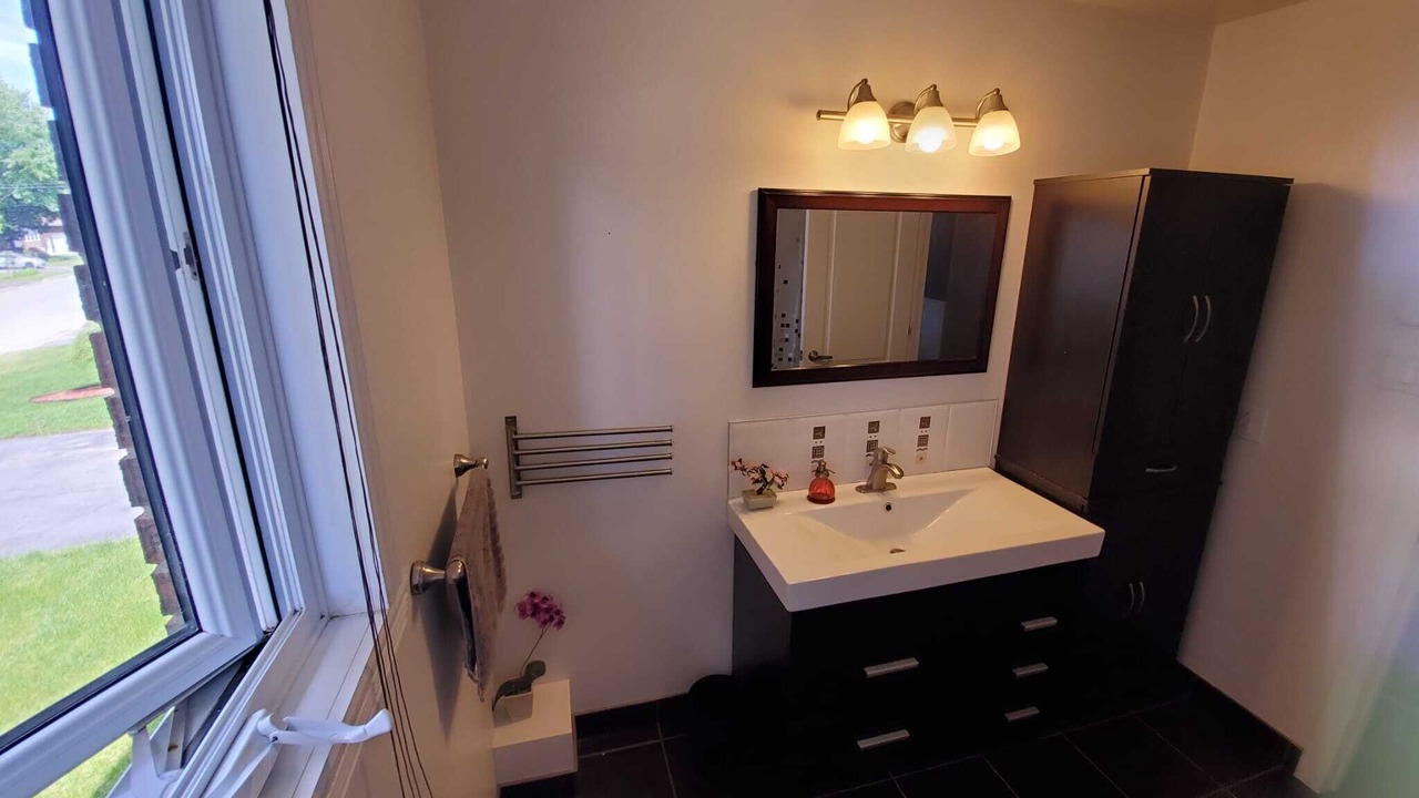 Photo of Bathroom in Saint Constant