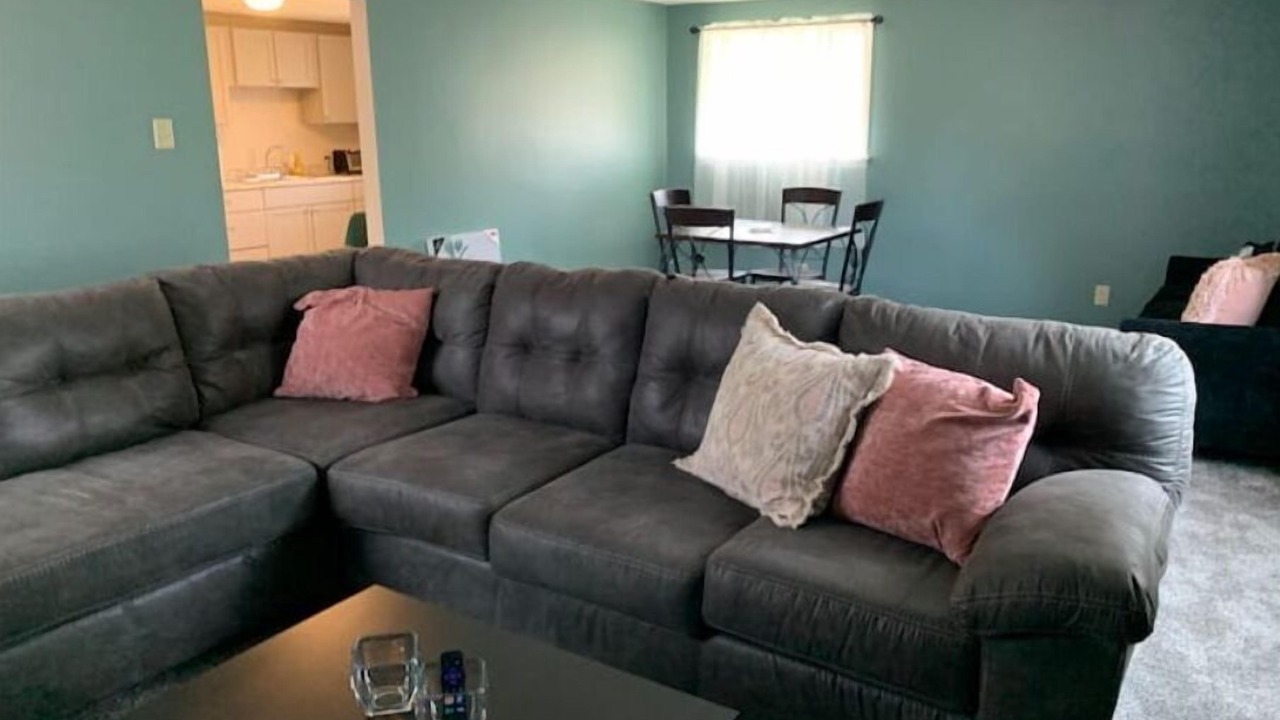 Photo of Livingroom in Niagara Falls