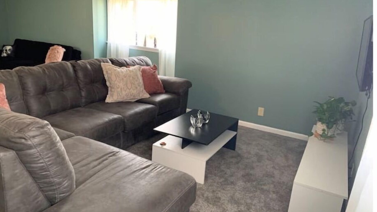 Photo of Livingroom in Niagara Falls