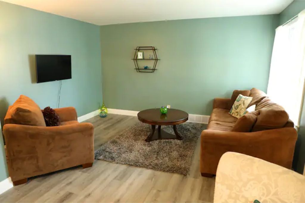 Photo of Livingroom in Niagara Falls