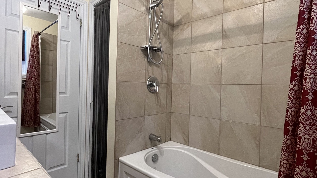 Photo of Bathroom in Val-D'Irene