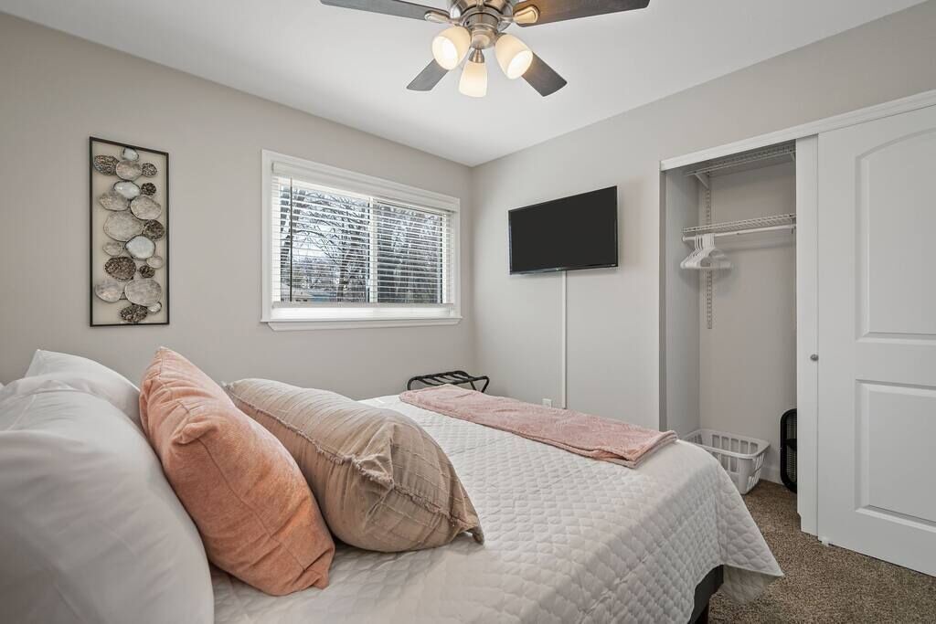 Photo of Bedroom in St. Peters
