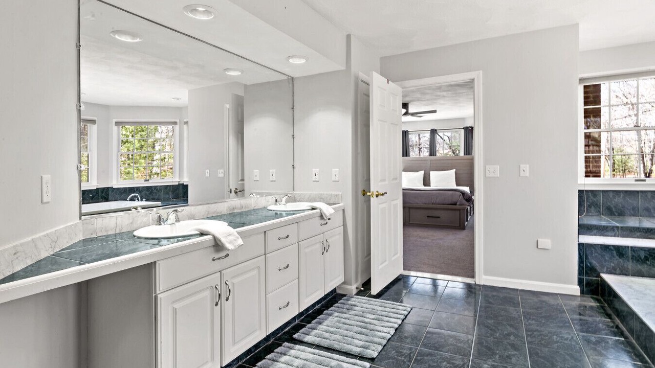 Photo of Bathroom in Saunderstown