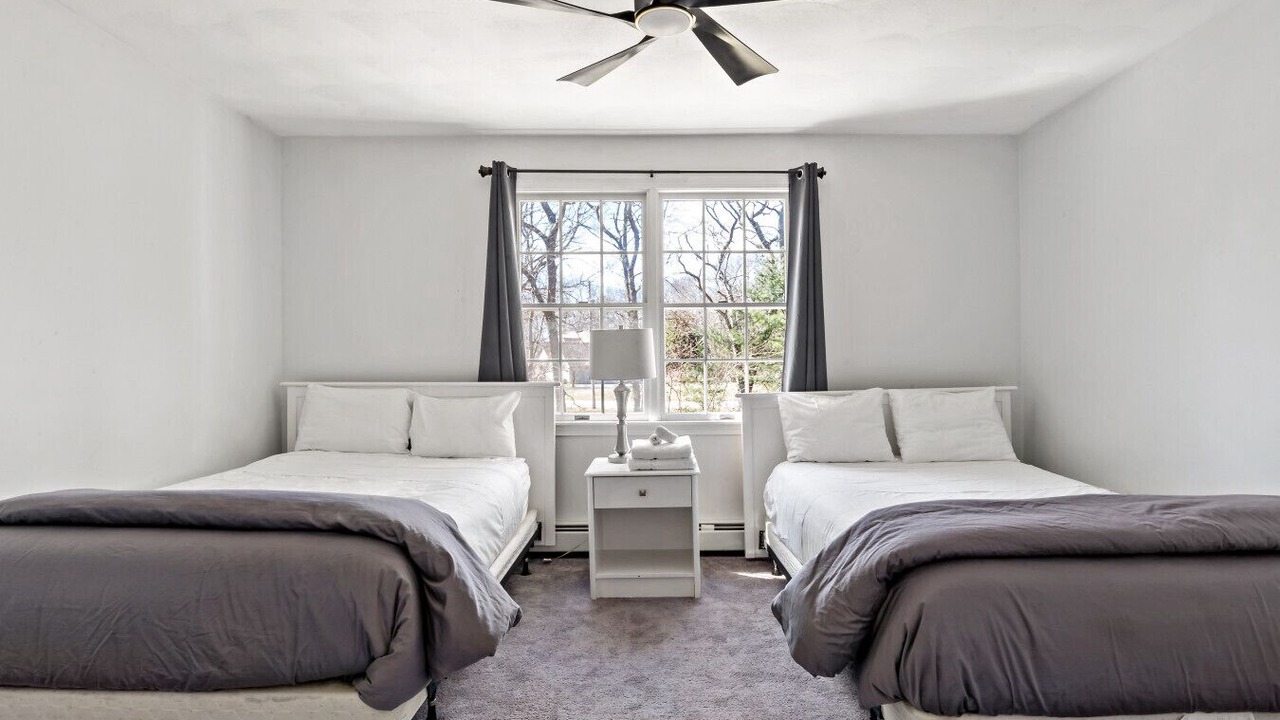 Photo of Bedroom in Saunderstown