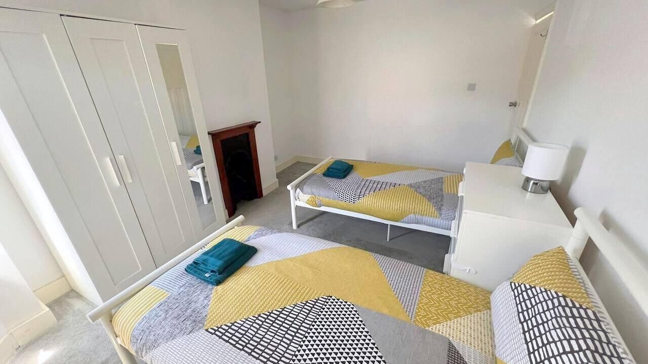 Photo of Others in Bensham Manor