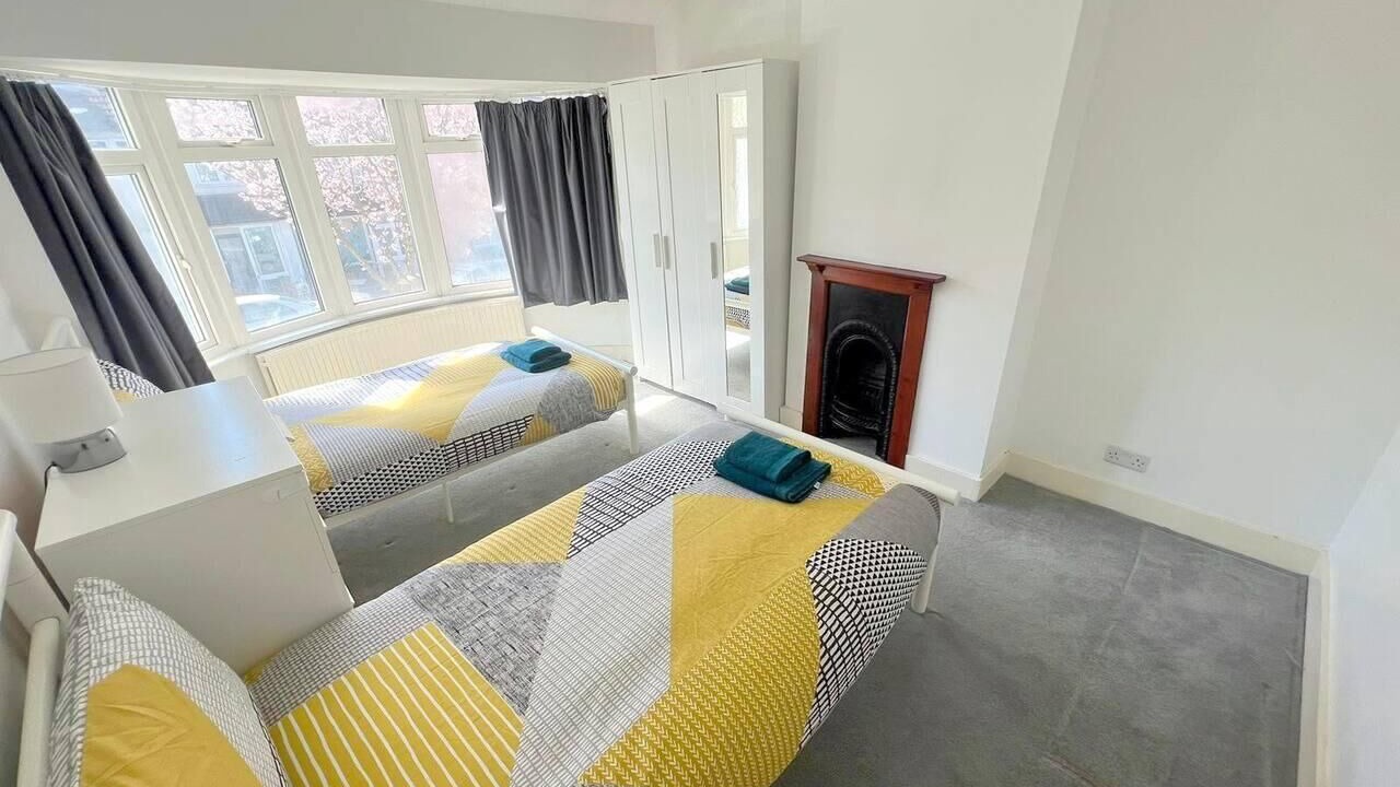 Photo of Others in Bensham Manor