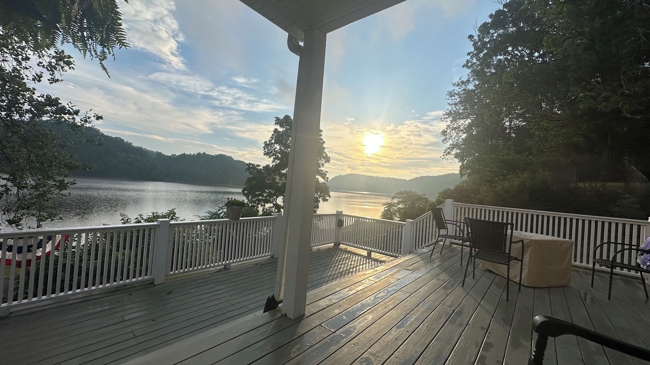Photo of Patio Balcony in Hiwassee
