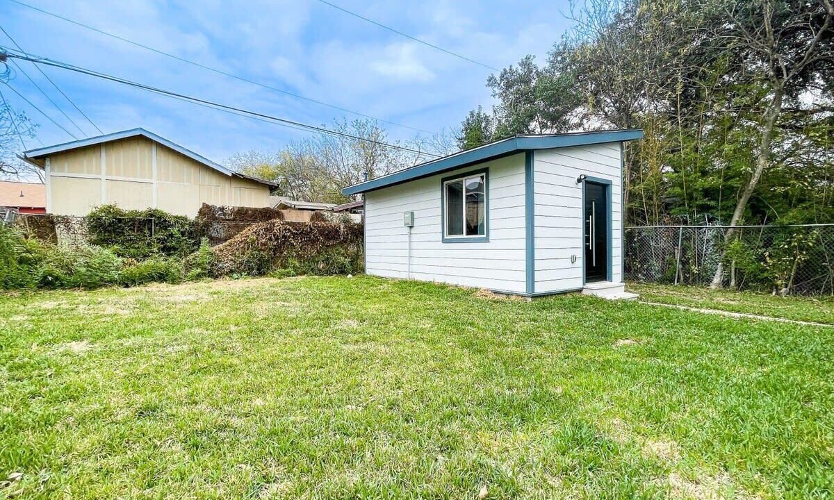 Photo of Outdoor in Northwest Los Angeles Heights