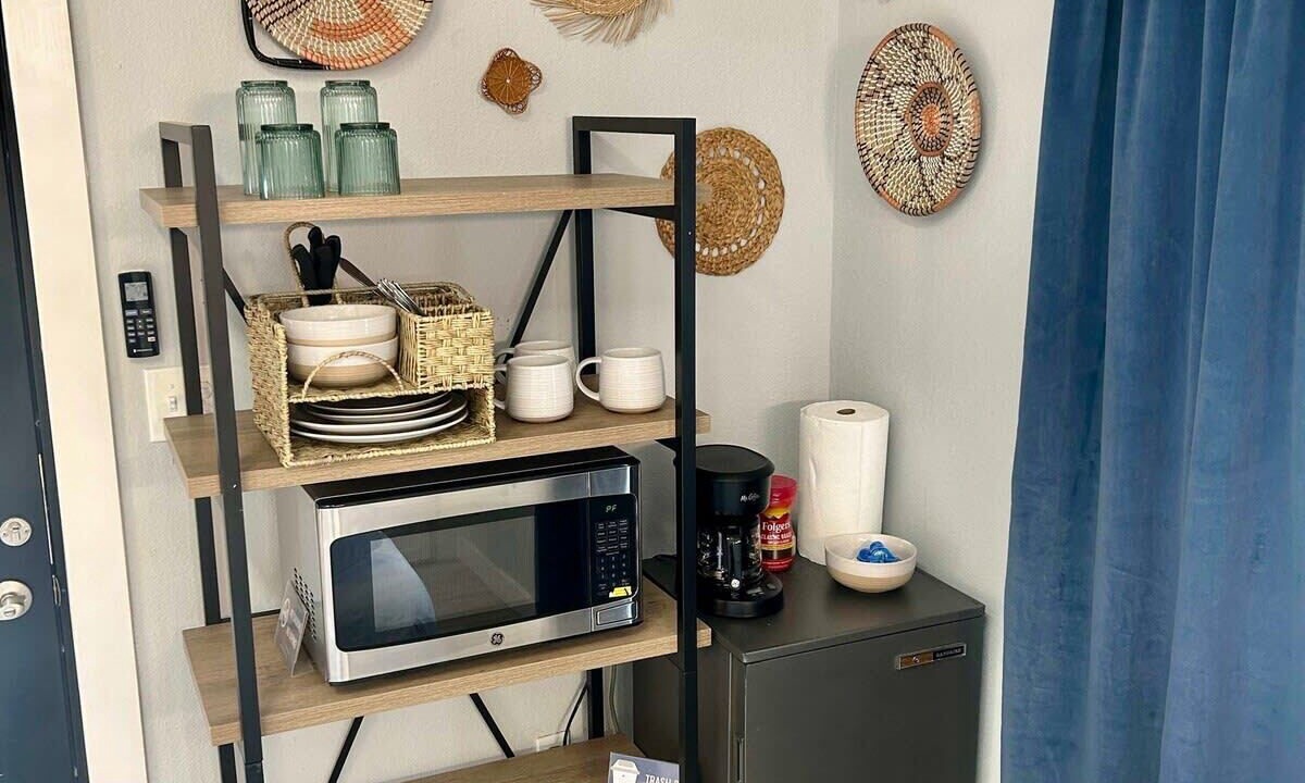 Photo of Kitchen in Northwest Los Angeles Heights