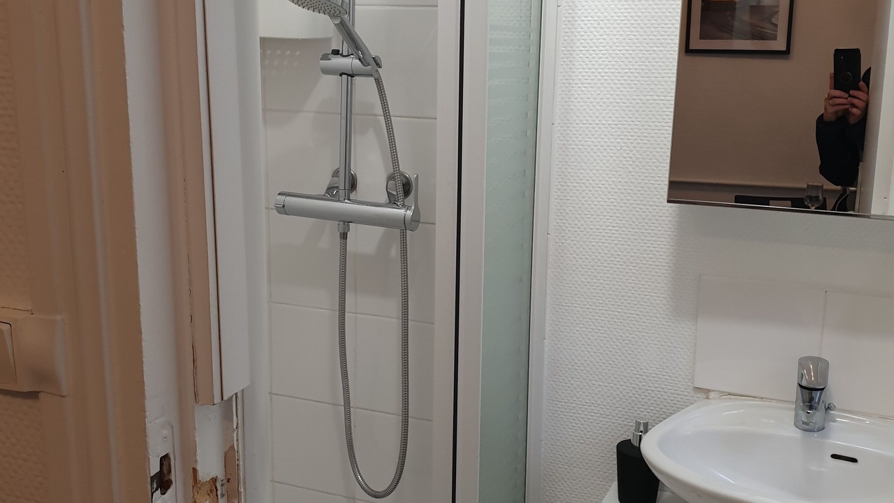 Photo of Bathroom in Le Perreux-sur-Marne