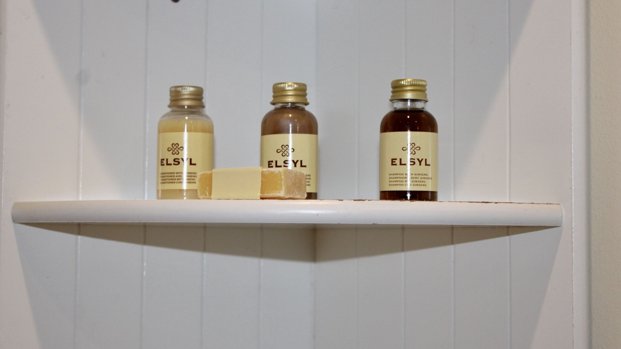 Photo of Bathroom in Upper Edmonton