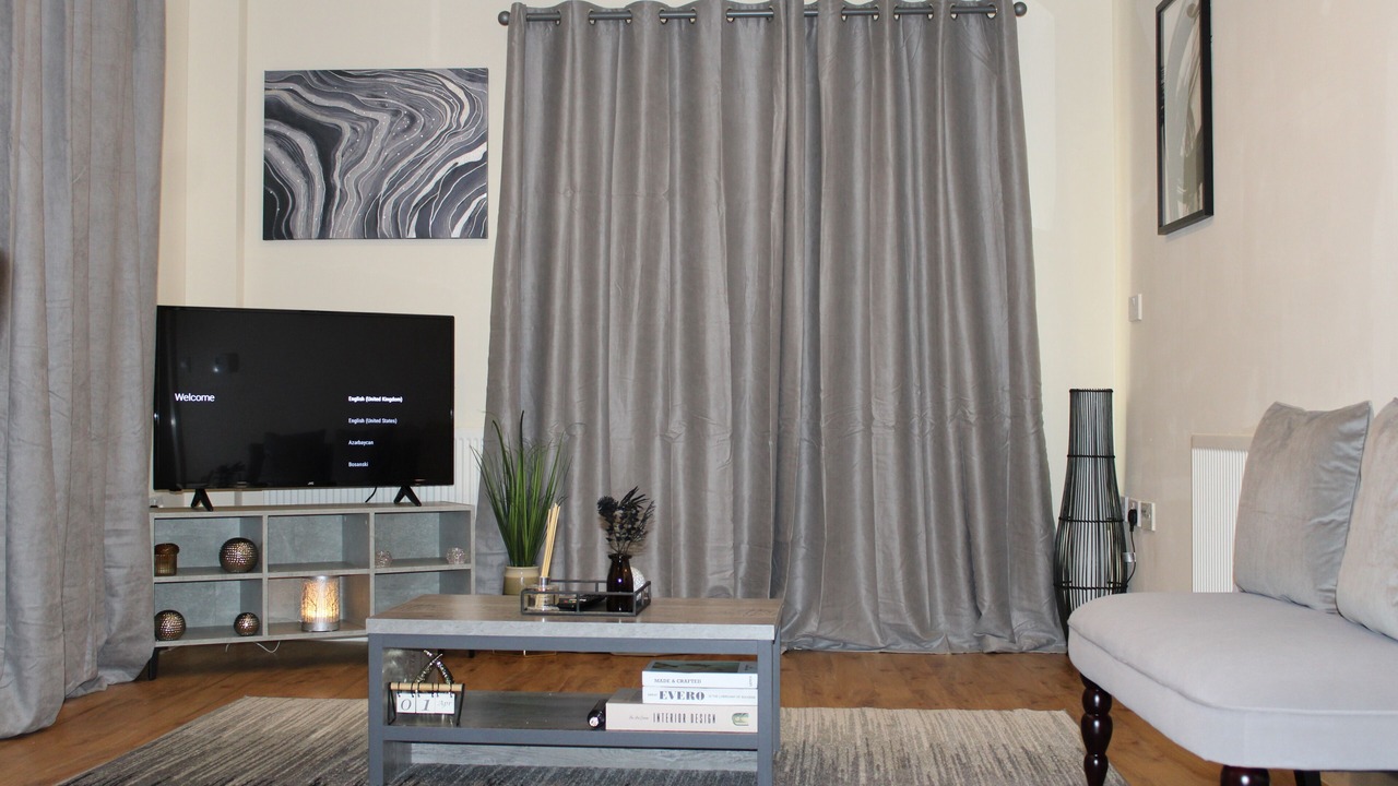 Photo of Livingroom in Upper Edmonton