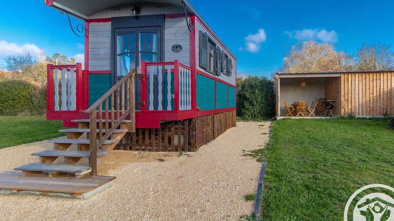 Photo of Outdoor in Saint-Hilaire-du-Bois
