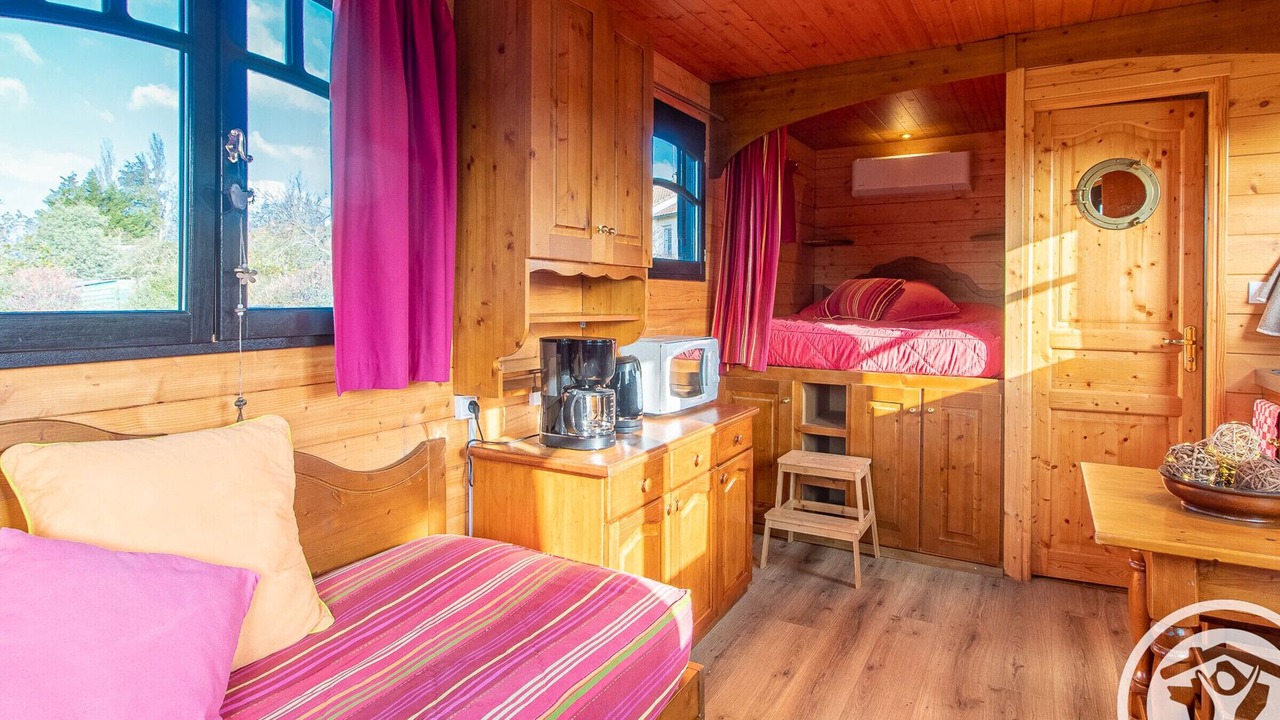 Photo of Bedroom in Saint-Hilaire-du-Bois