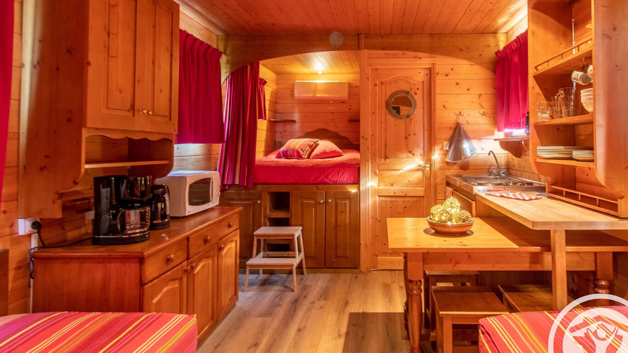 Photo of Bedroom in Saint-Hilaire-du-Bois