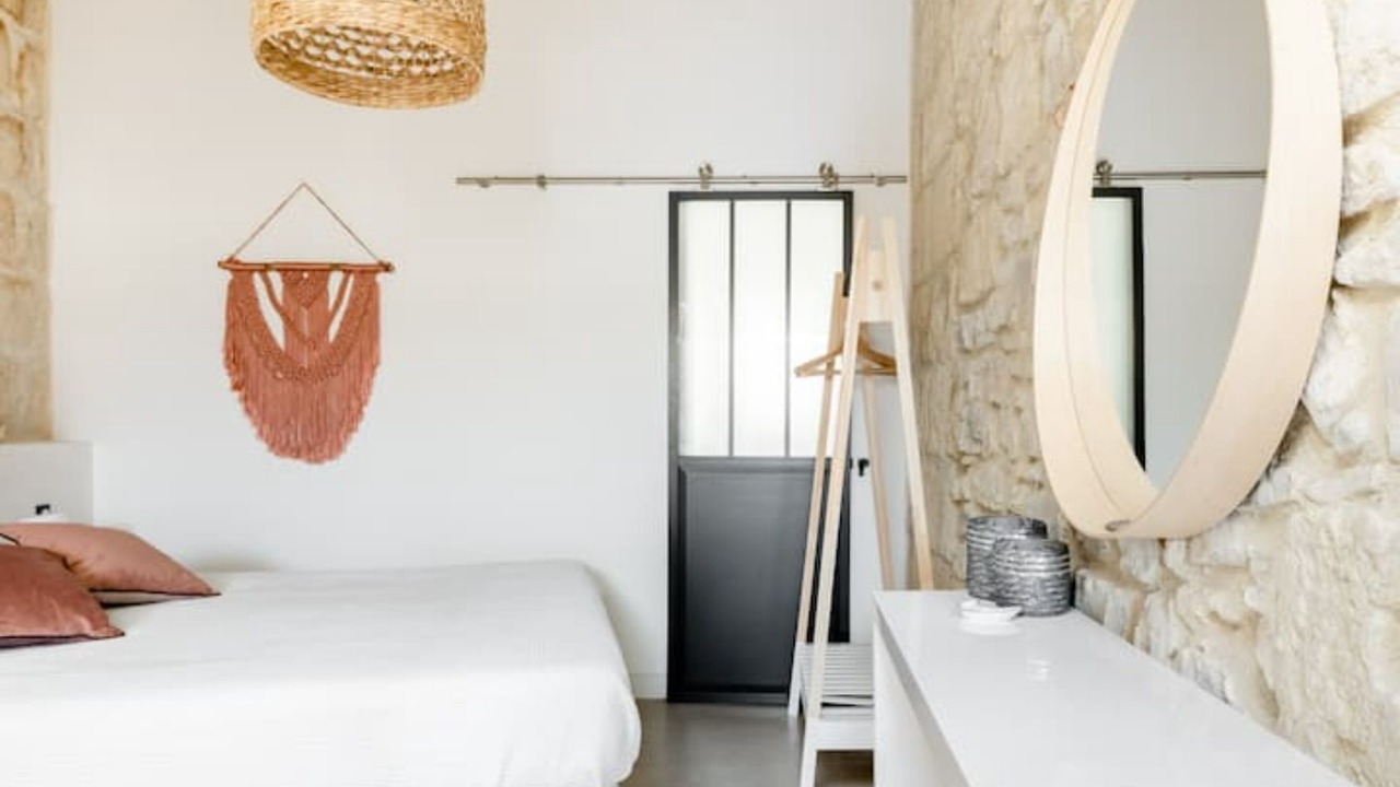Photo of Bedroom in Saint-Laurent-d'Aigouze