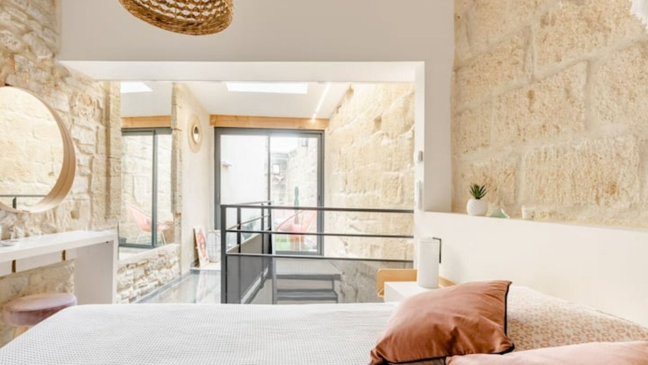 Photo of Bedroom in Saint-Laurent-d'Aigouze